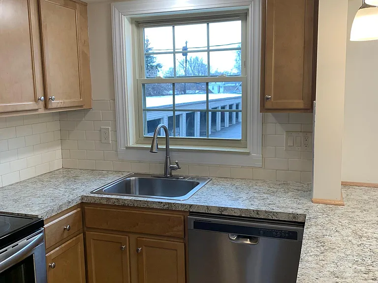 68 Wehrle Dr #6 — Photo 15