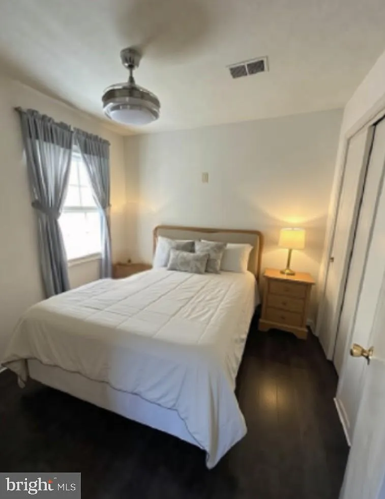 2 bed, 2.0 bath, 858 sqft, $2,200 — Photo 4