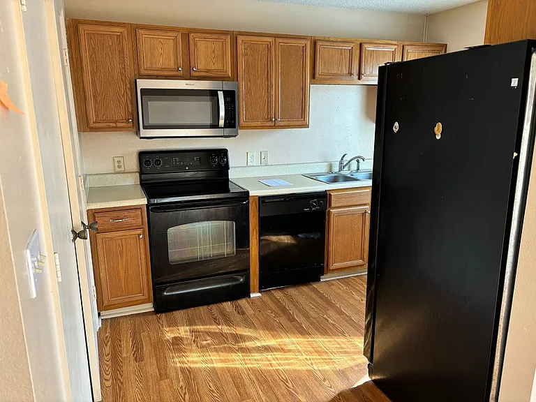 240 E Myrtle Greens Dr — Photo 6