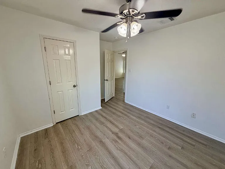 1148 Shadow Creek Blvd — Photo 16