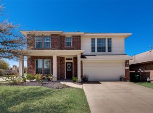 701 Hickory Ln, Fate, TX 75087