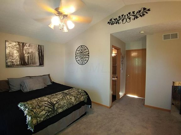 5th image of 787 Woodington Dr