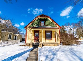 302 W End St, Alma, MI 48801