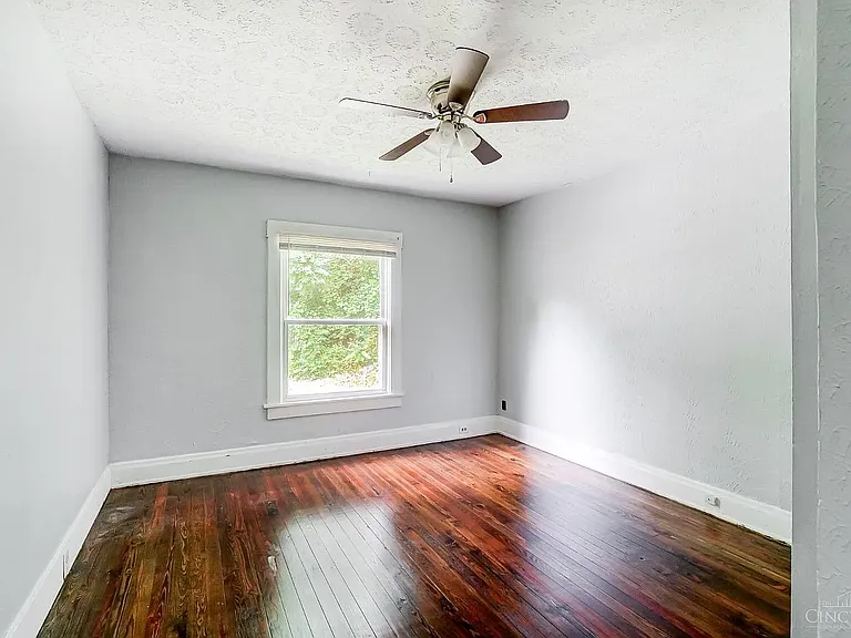 5128 Blaesi St — Photo 12