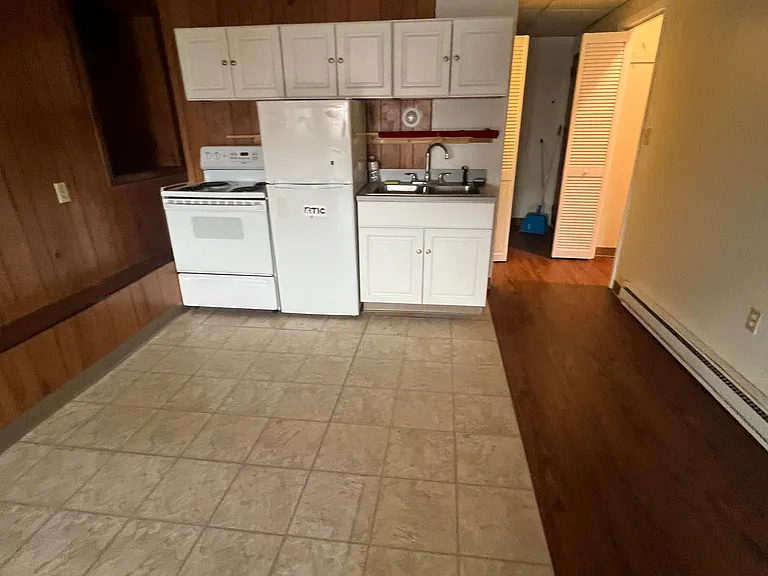 429 S Irving Ave #429 — Photo 9