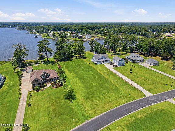 5th image of 434 Southern Plantation Drive S