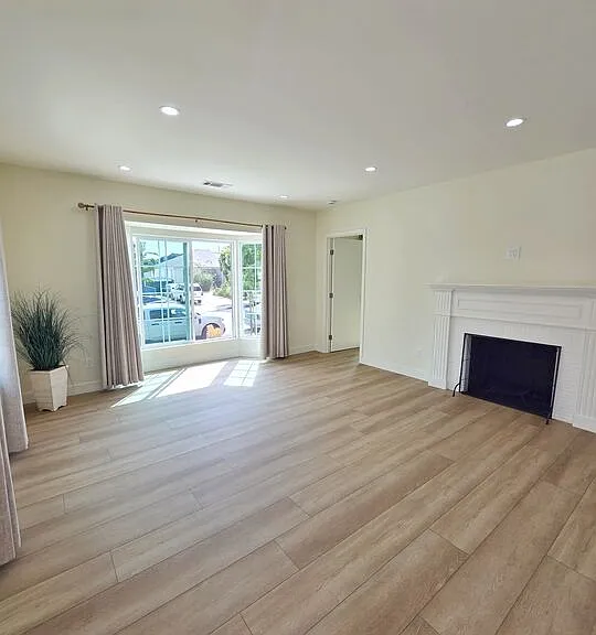 1165 Stanford St #1 — Photo 5