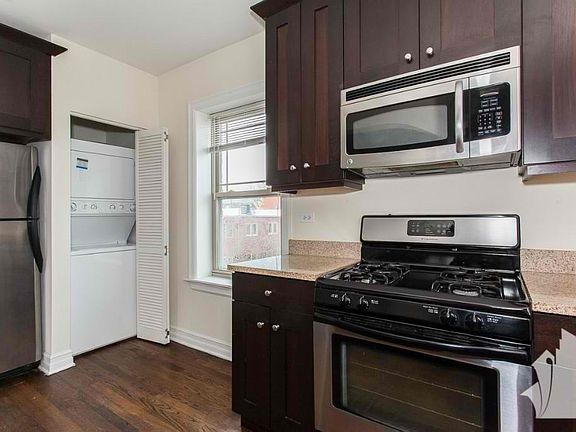 5th image of 3808 N Sheffield Ave #1W5