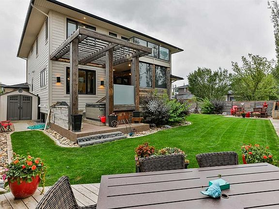 2nd image of 63 E Stonecrest Point W
