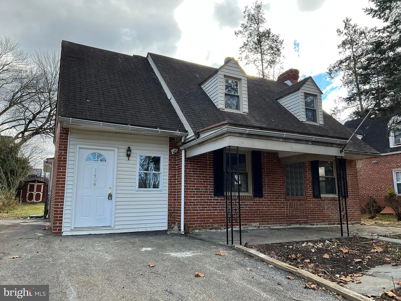 1424 Harding Blvd photo 1
