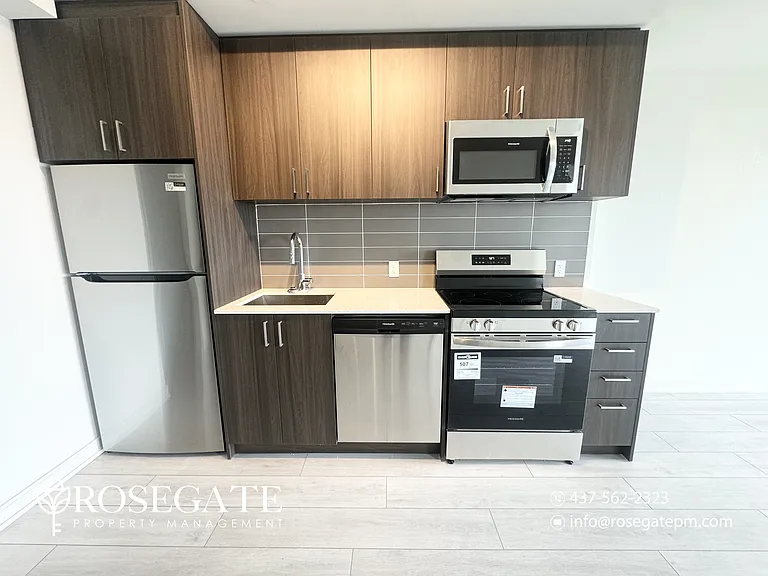 8020 Derry Rd W #2405 — Photo 2