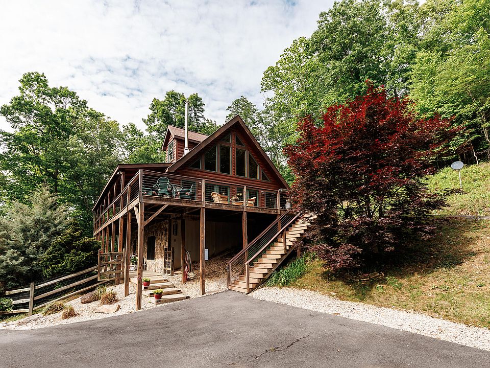 1st image of 273 Caddis Ln