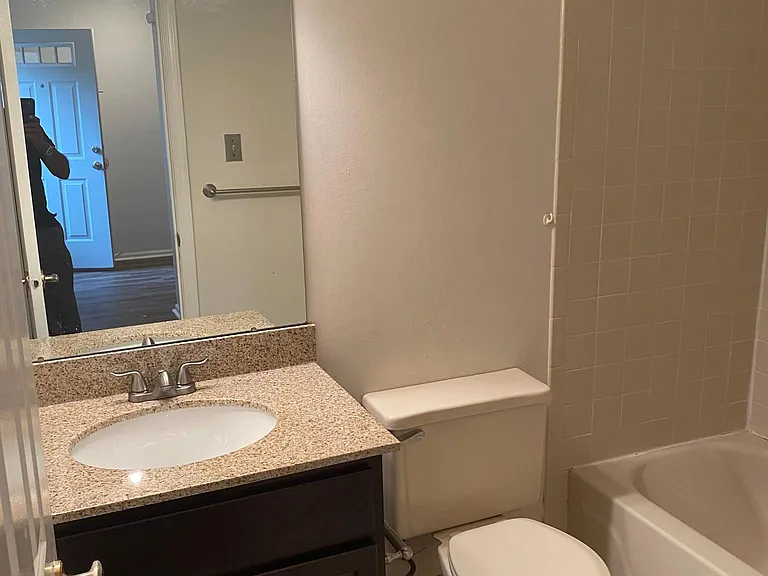 2037 Main St #2037 — Photo 7