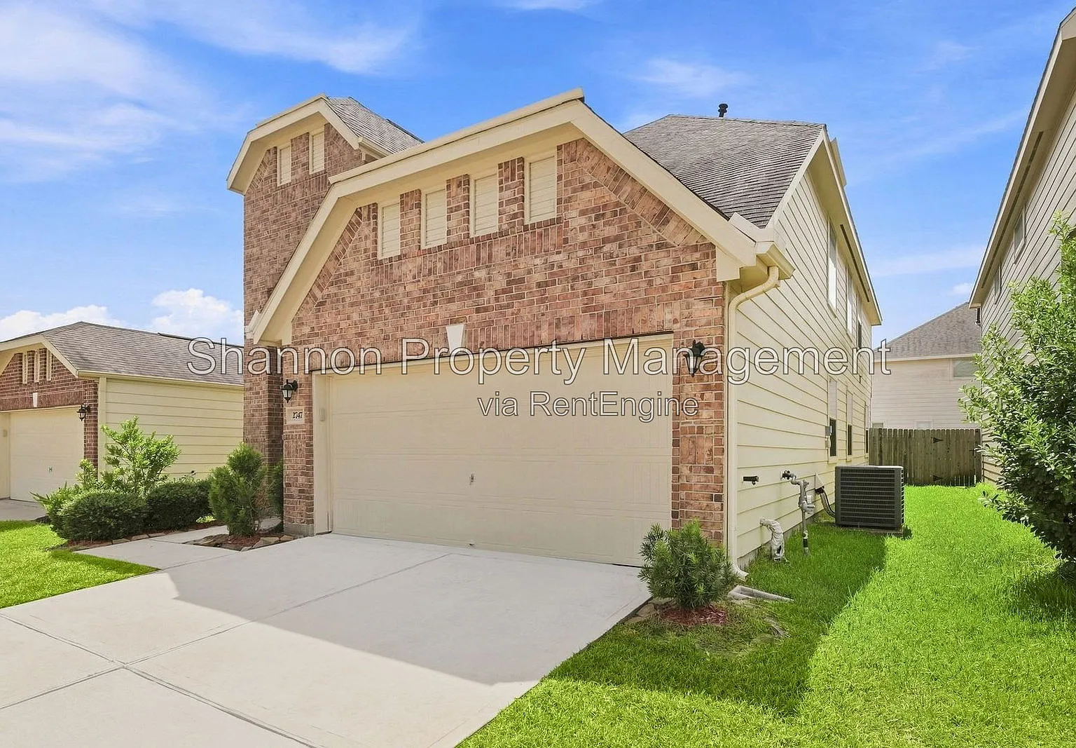 4 bed, 1.5 bath, 2300 sqft, $2,300 — Photo 3