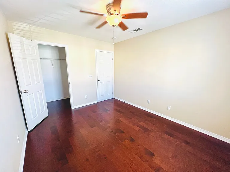 2758 Lavender St — Photo 20