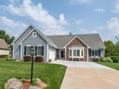 13130 W Foxwood Dr, New Berlin, WI, 53151