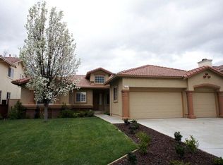 395 Madrone Pl, Brentwood, CA