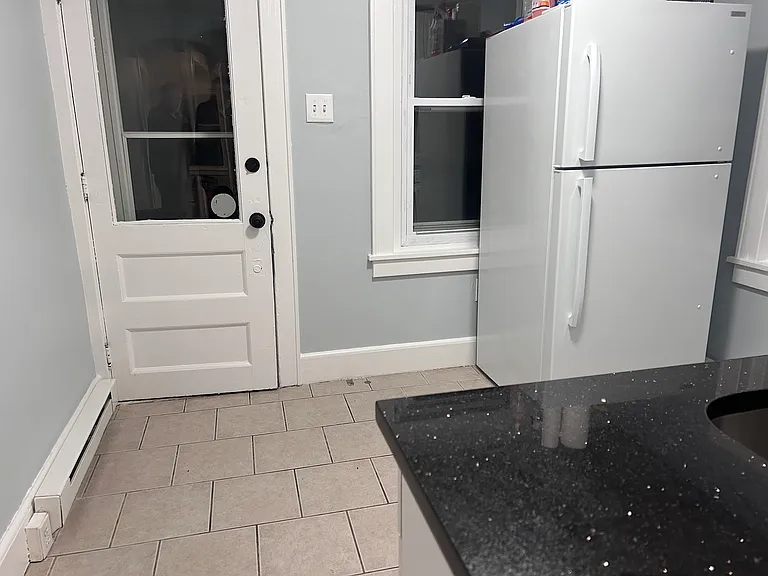 2411 S Albert St #1 — Photo 14