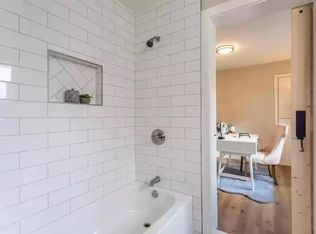 513 B St, Roseville, CA 95678