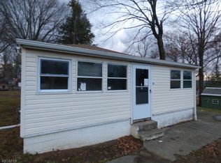 24 Jefferson Ave, Victory Gardens, NJ 07801