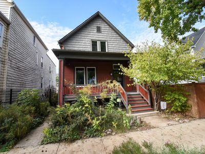 3042 N Sawyer Ave, Chicago, IL, 60618