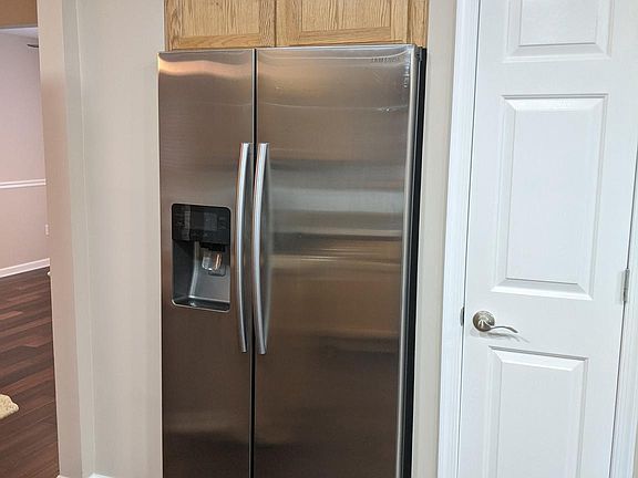 4th image of 105 Orlando Dr