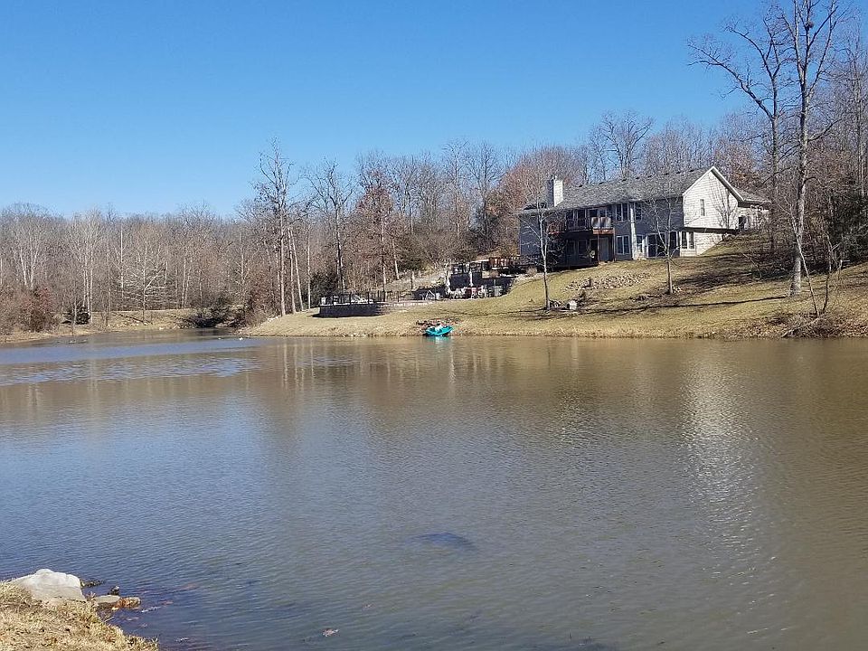 1st image of 2584 N Lake Dr