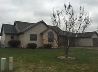 1860 Dutch Heritage Ct, Baldwin, WI 54002