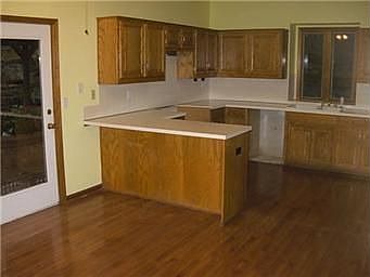 3rd image of 4206 NE Newbury Ct