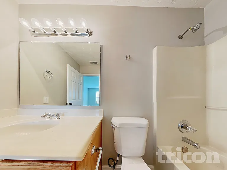 2240 Prairie Fire Ln — Photo 9