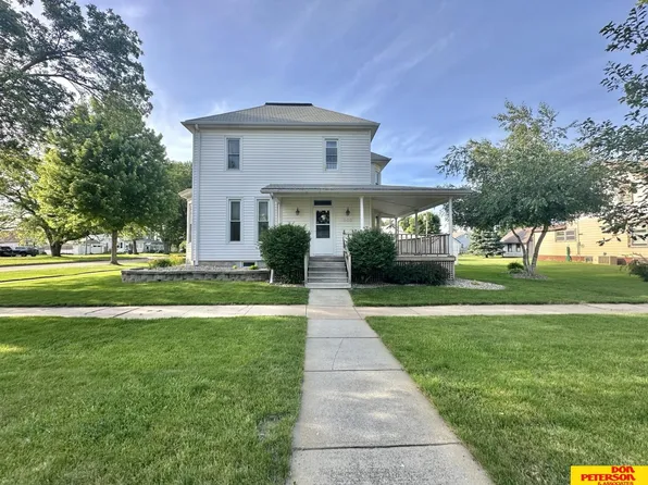 300 Pearl St, Lyons, NE 68038