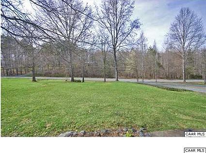 3rd image of 88 Iroquois Trl