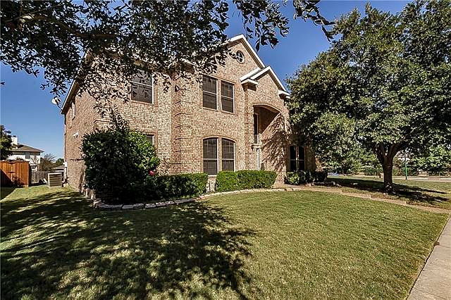 1st image of 6204 Oakmont Dr