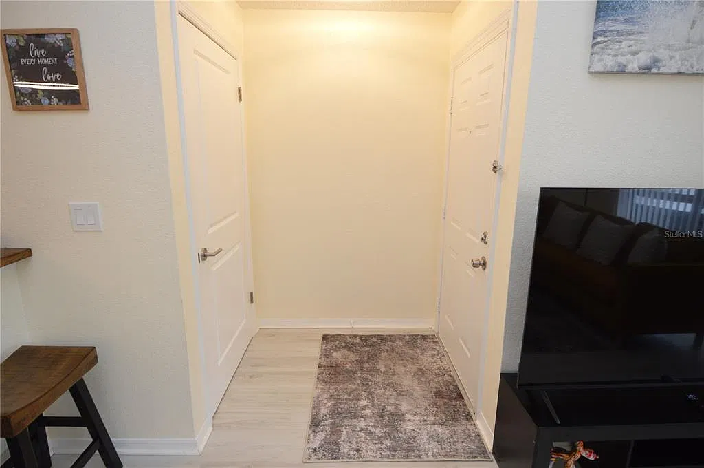 1 bed, 1.0 bath, 742 sqft, $2,000 — Photo 3