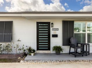 9500 SW 51st Ter, Miami, FL 33165