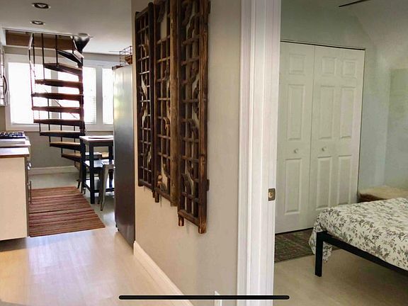 5th image of 2238 N Western Ave #2F