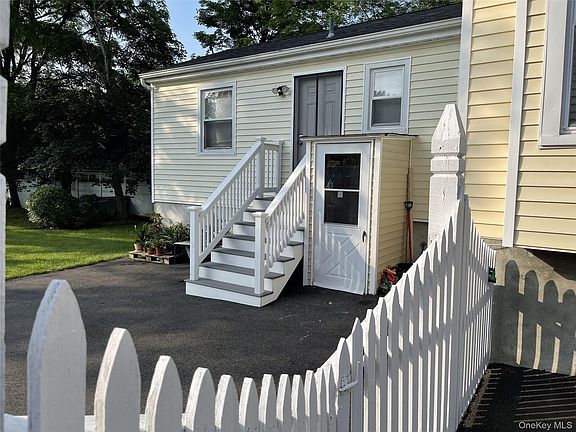 4th image of 73 S Bedford Road
