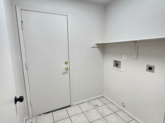 4th image of 7819 W Myrtle Ave