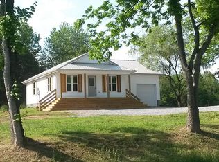 2896 Mosley Ferry Rd, Ashland city, TN 37015