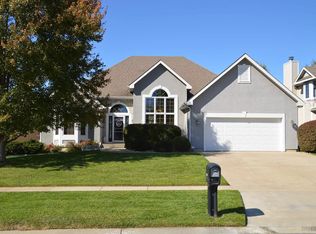 2747 SW Berkshire Dr, Topeka, KS 66614