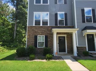1214 Ashbury St, Charlotte, NC 28216