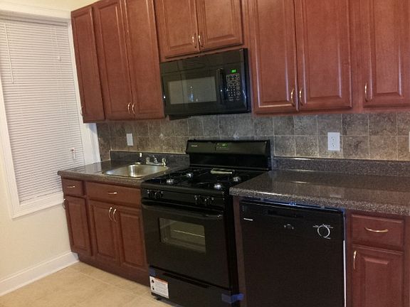 5th image of 67 Stuyvesant Ave #3A