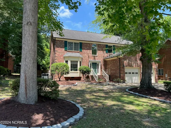 3203 Old Oak Walk, Greenville, NC 27858