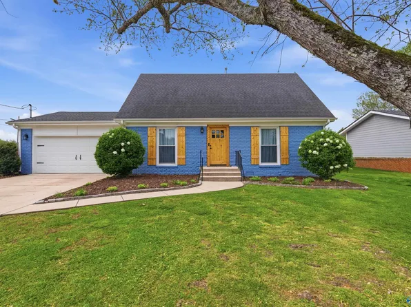 3625 Marymont Dr NW, Huntsville, AL 35810