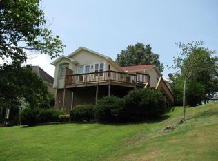 30 Grandview Cir, Adamsville, TN 38310