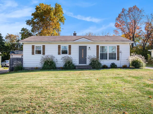 1846 Rowland Ave SE, Kentwood, MI 49546