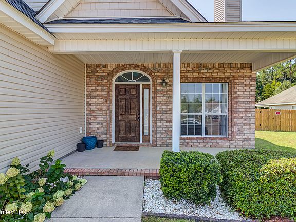 3rd image of 14275 Tori Dawn Ct