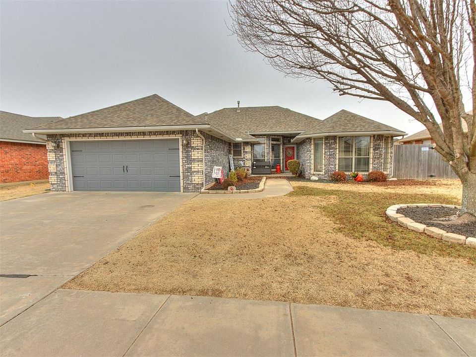 1st image of 709 SW 161st St