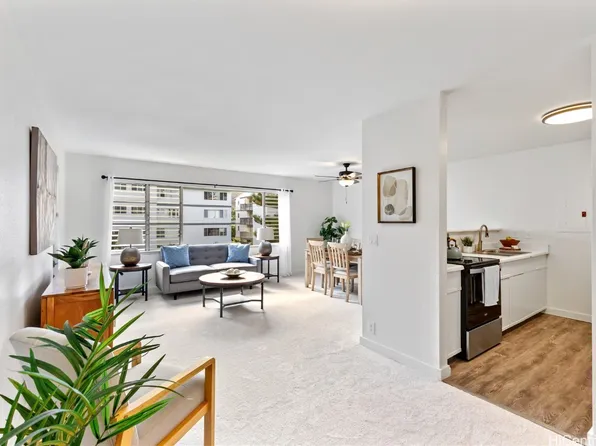 46-263 Kahuhipa St APT B201, Kaneohe, HI 96744
