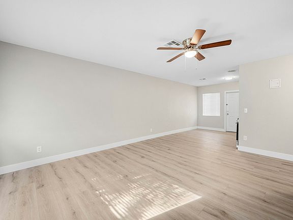 3rd image of 3836 N 15th Ave APT 7